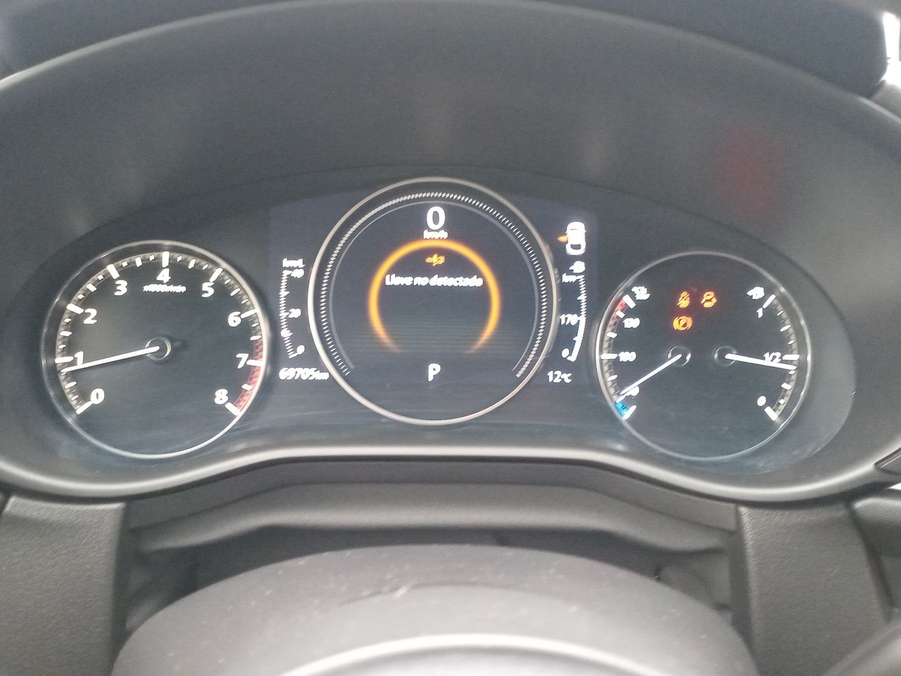 Mazda CX-30 — foto 19 de 27