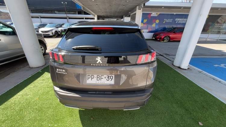 PEUGEOT - 5
