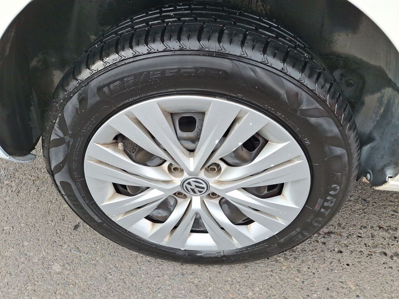 VOLKSWAGEN - 9