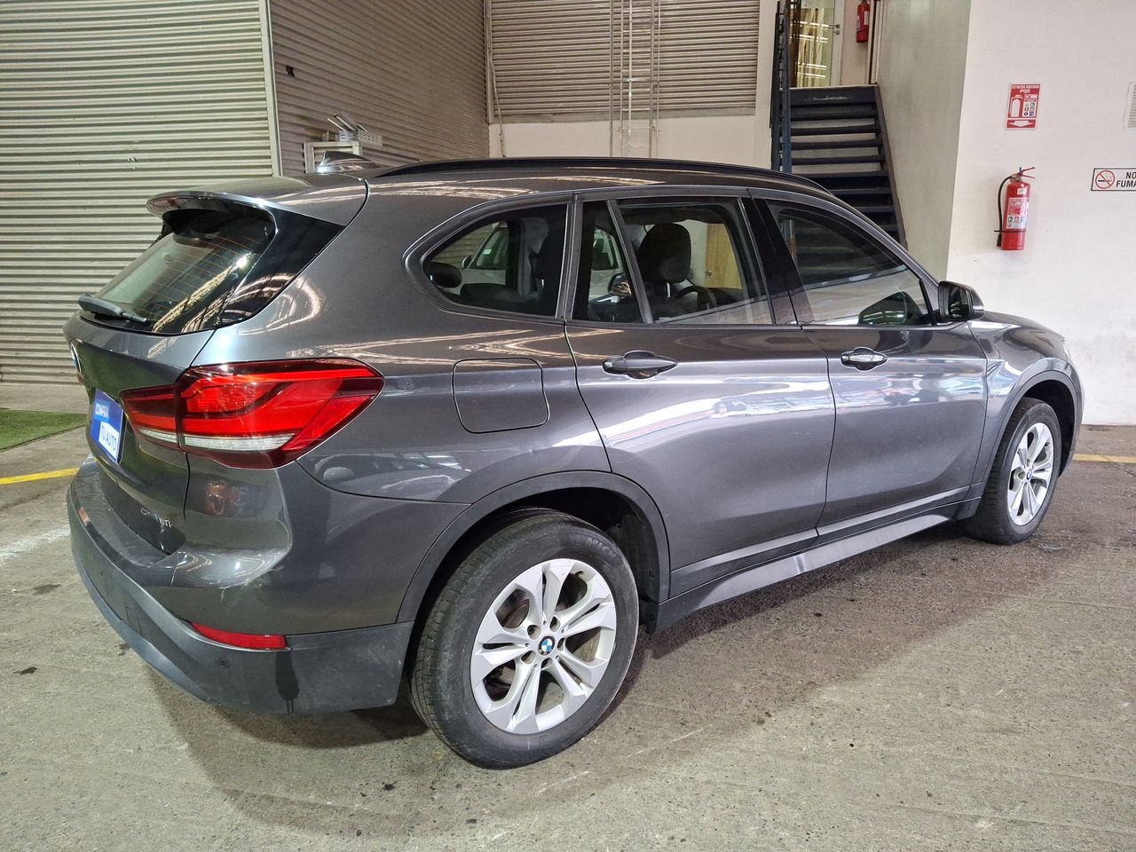 BMW - 7