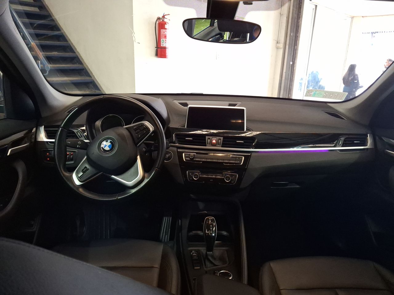 BMW - 9