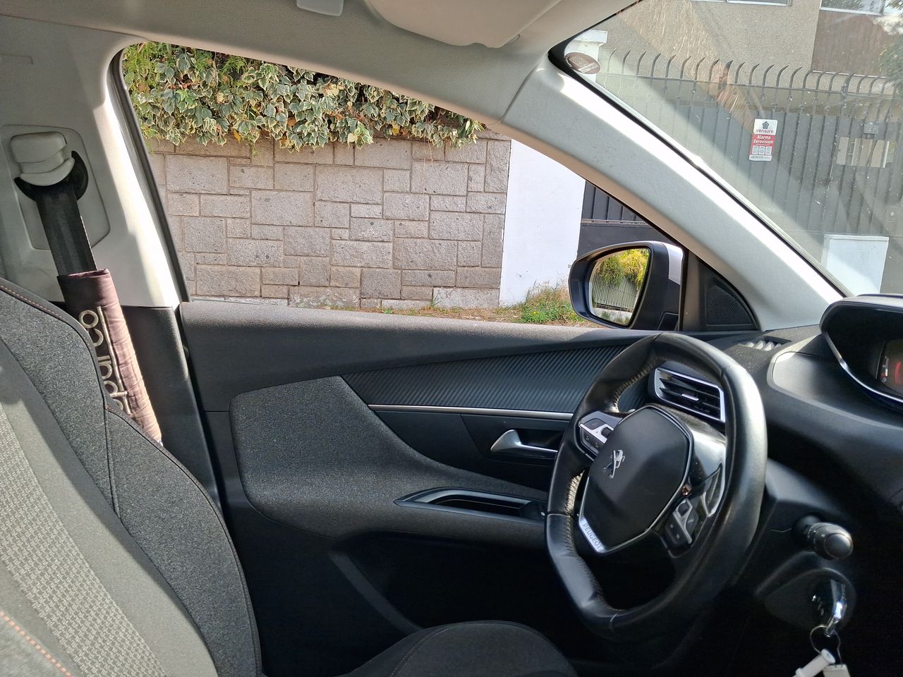 PEUGEOT - 6