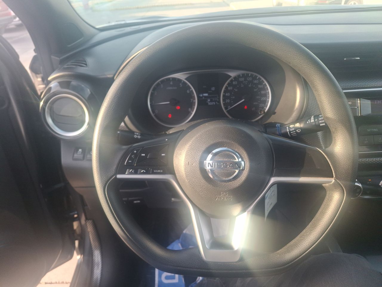 NISSAN - 22