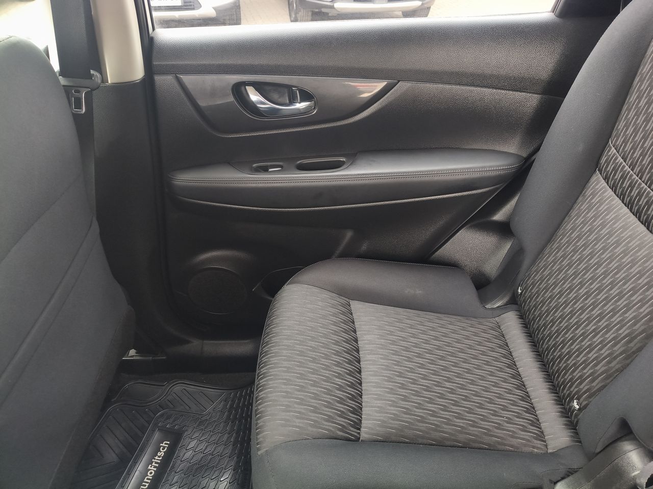 NISSAN - 3