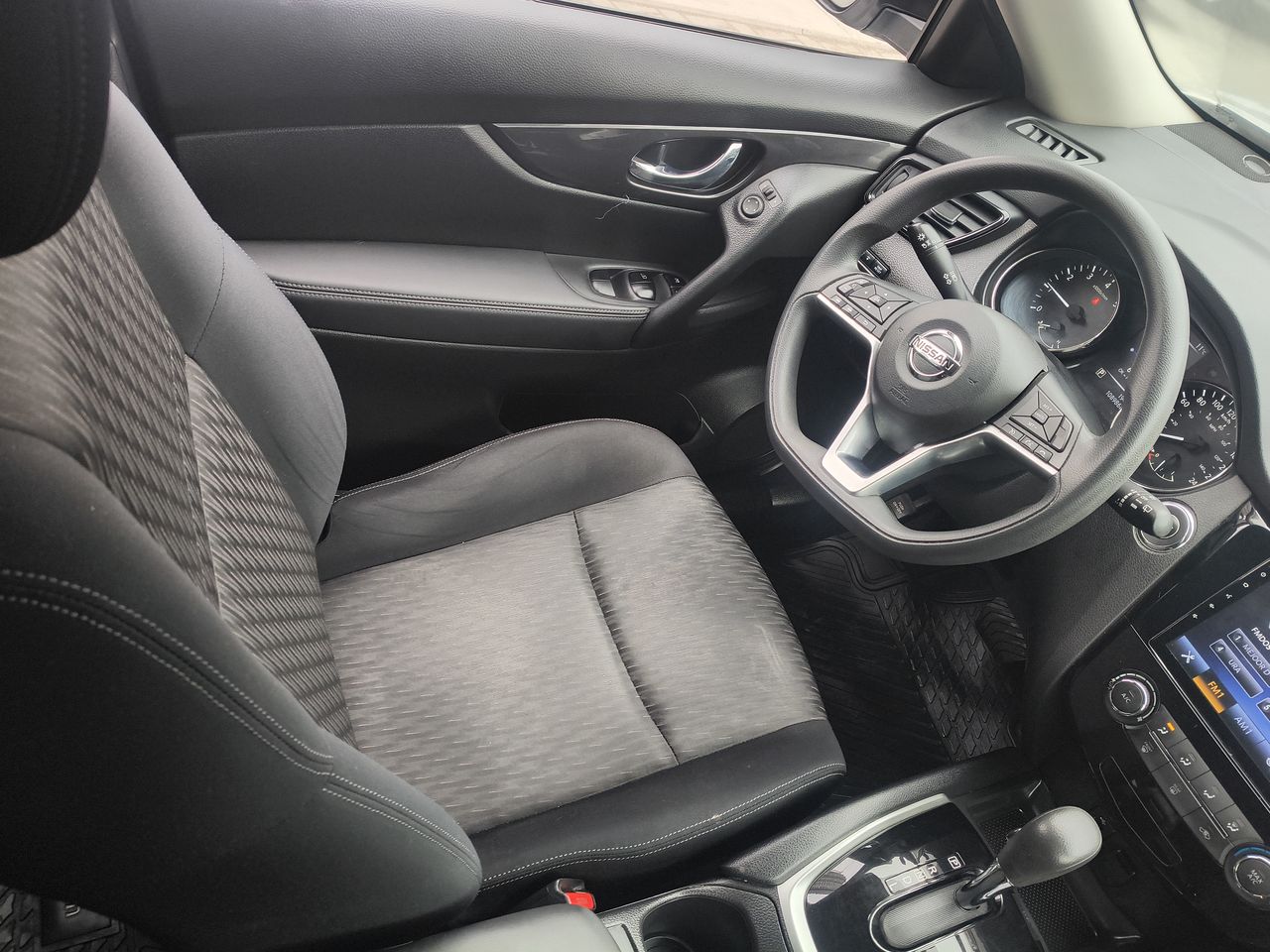 NISSAN - 8