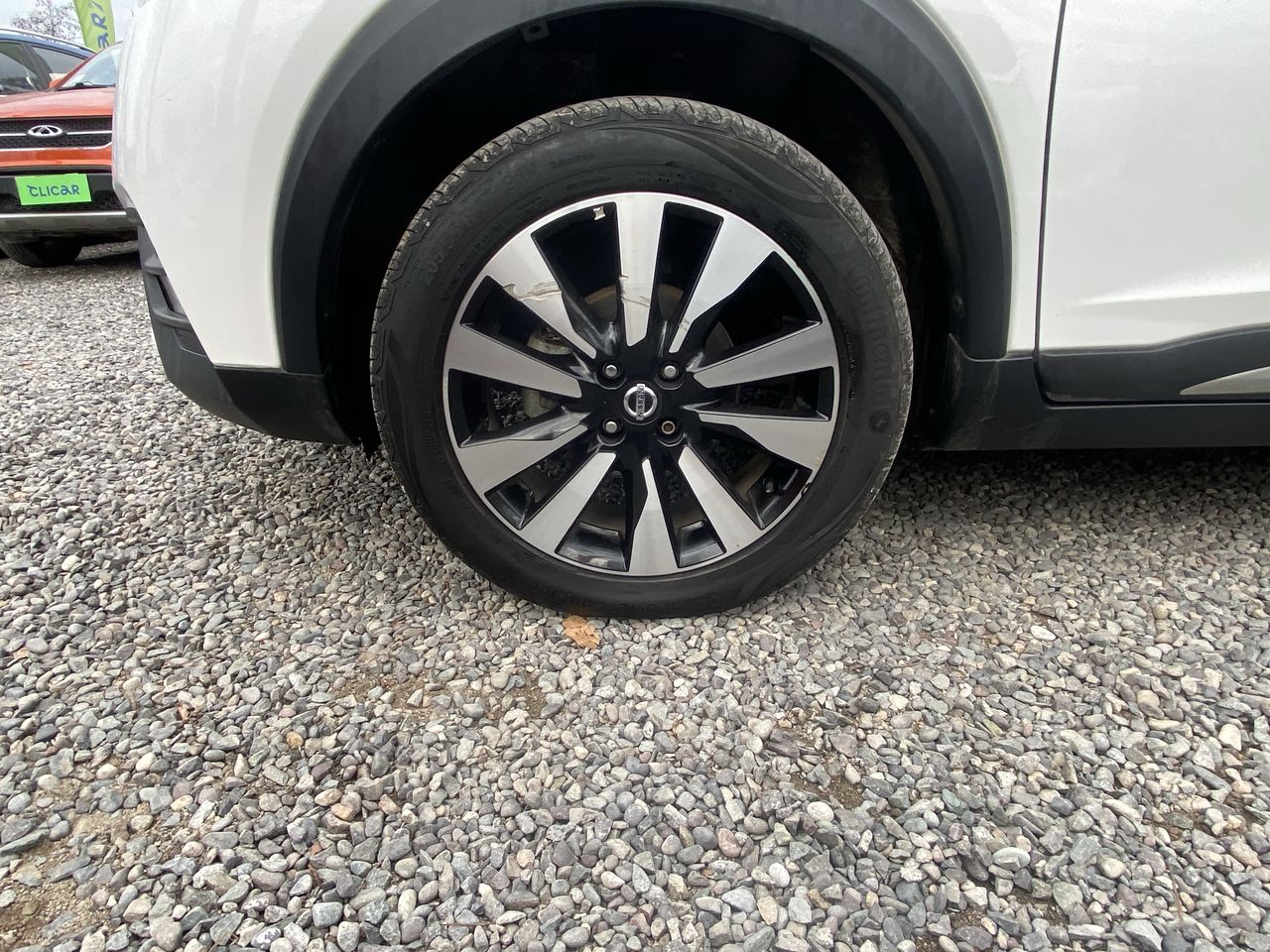NISSAN - 17