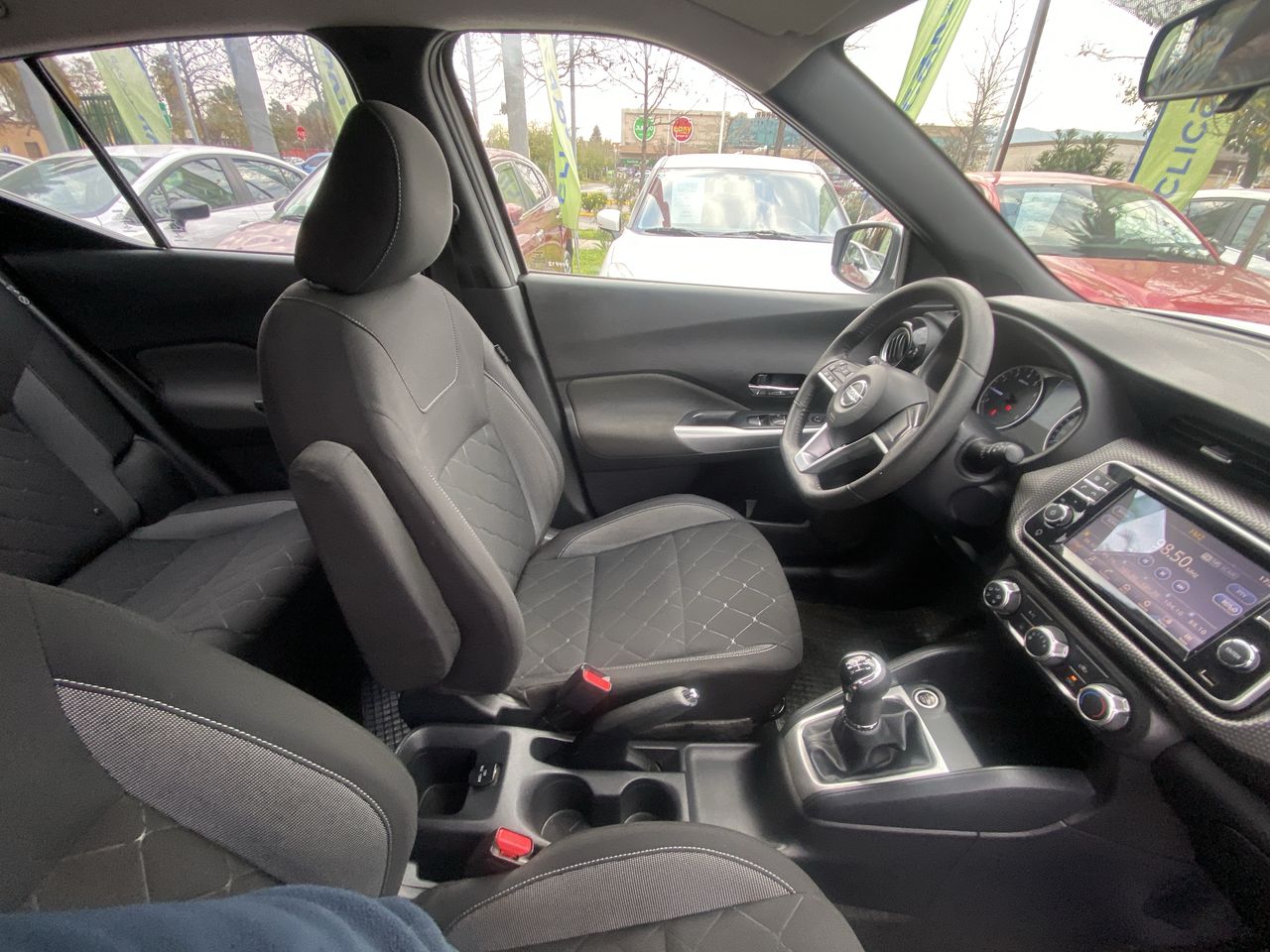 NISSAN - 15