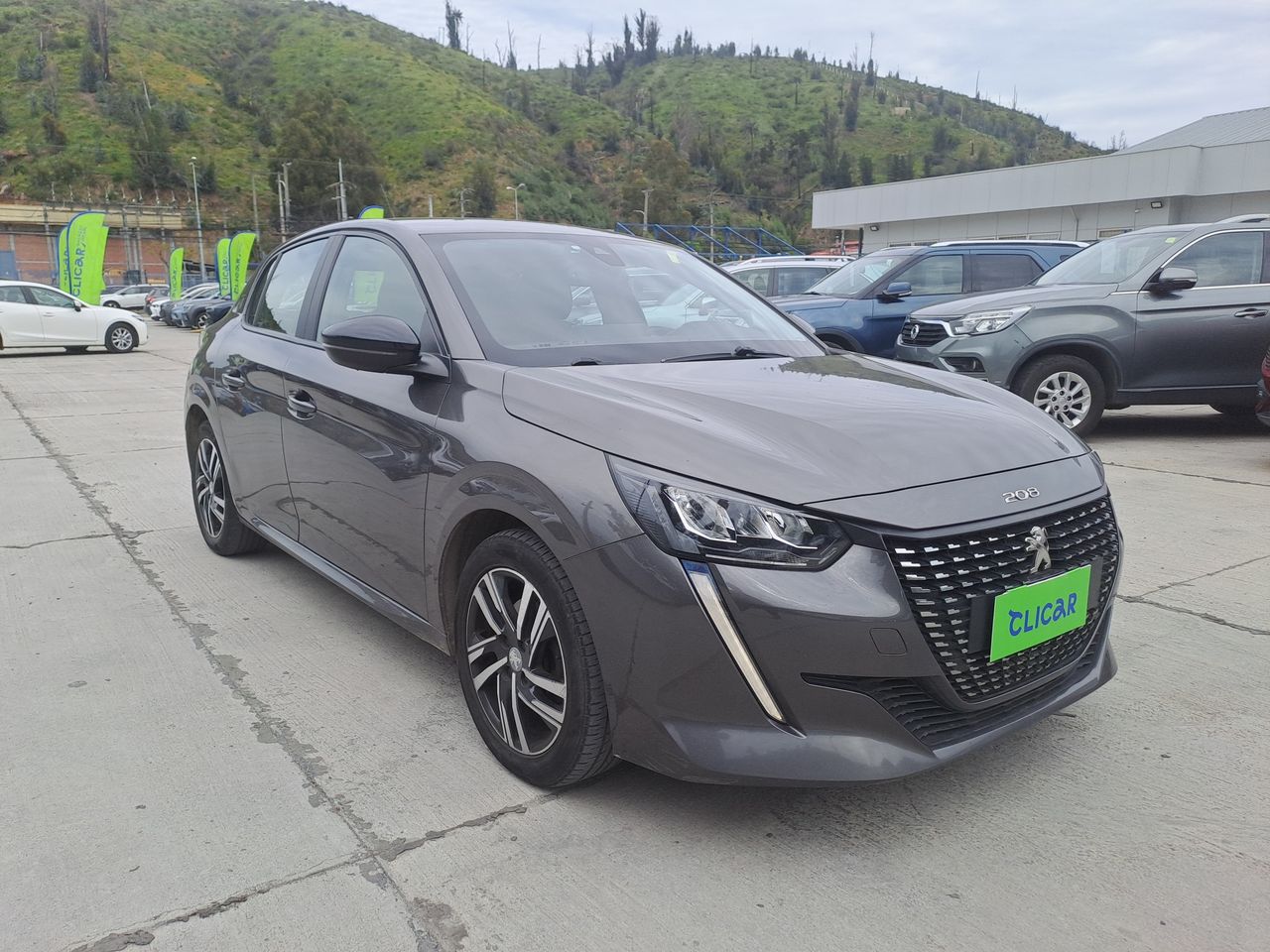 Peugeot 208