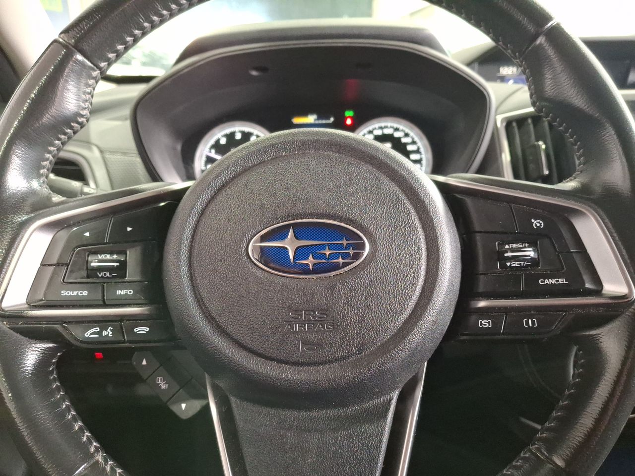 Subaru Forester — foto 19 de 28