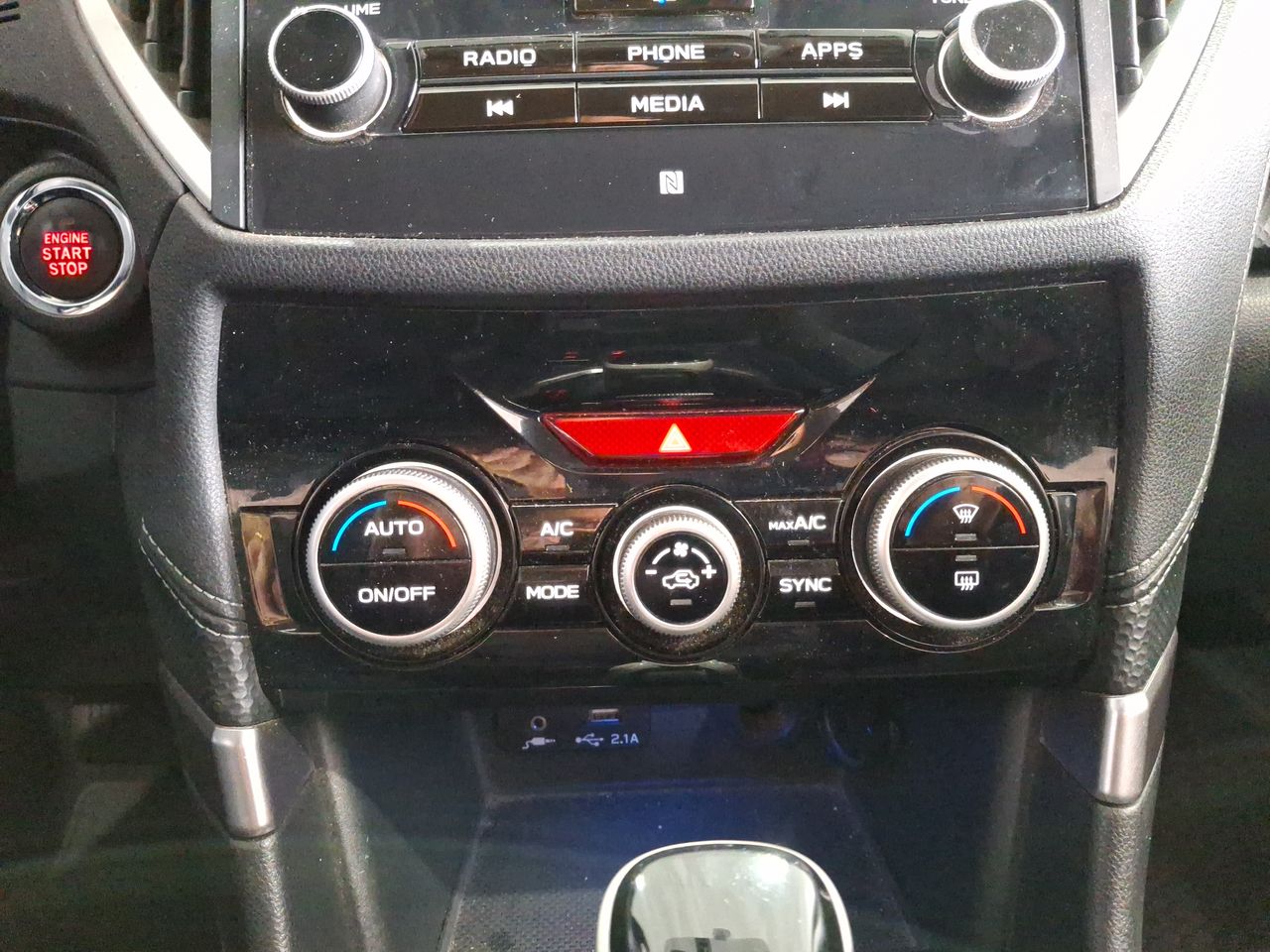 Subaru Forester — foto 23 de 28