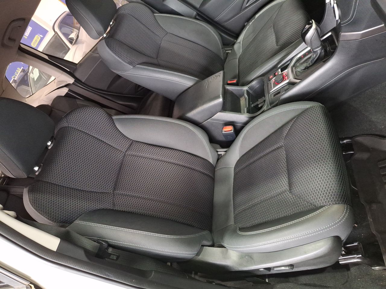 Subaru Forester — foto 26 de 28