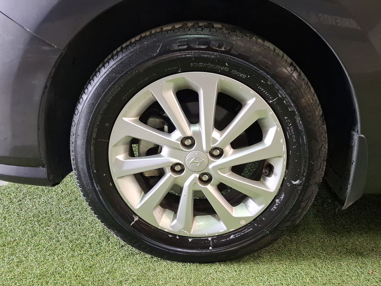 HYUNDAI - 17