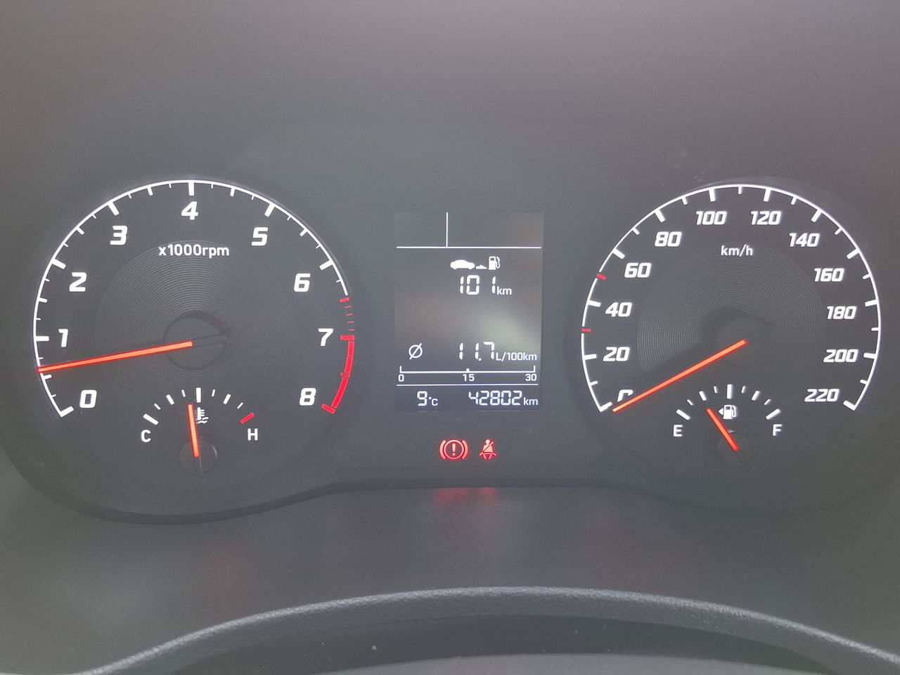 HYUNDAI - 28