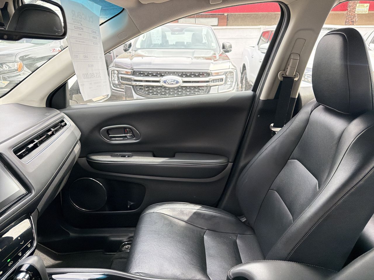 Honda HR-V — foto 11 de 36