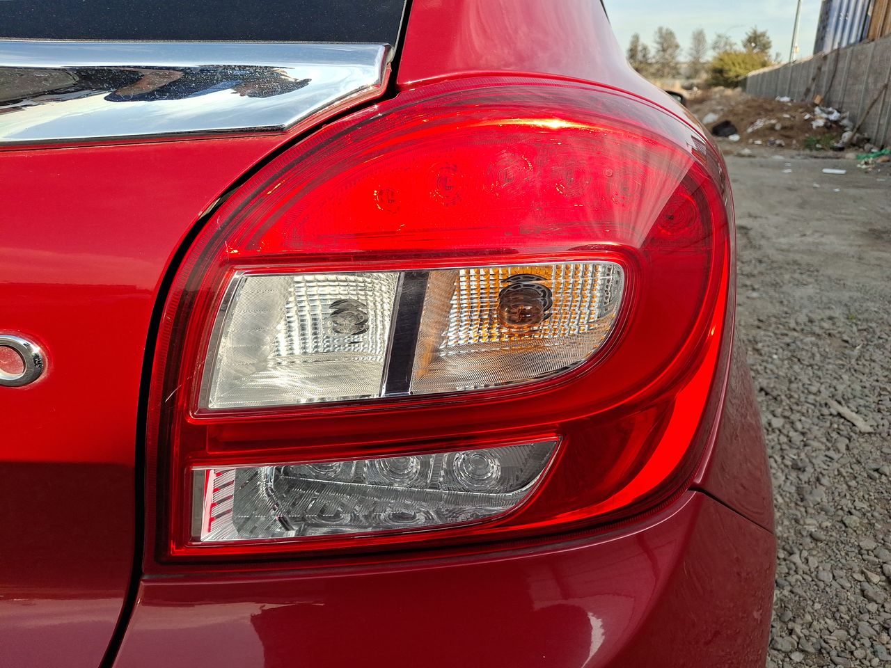 SUZUKI - 12