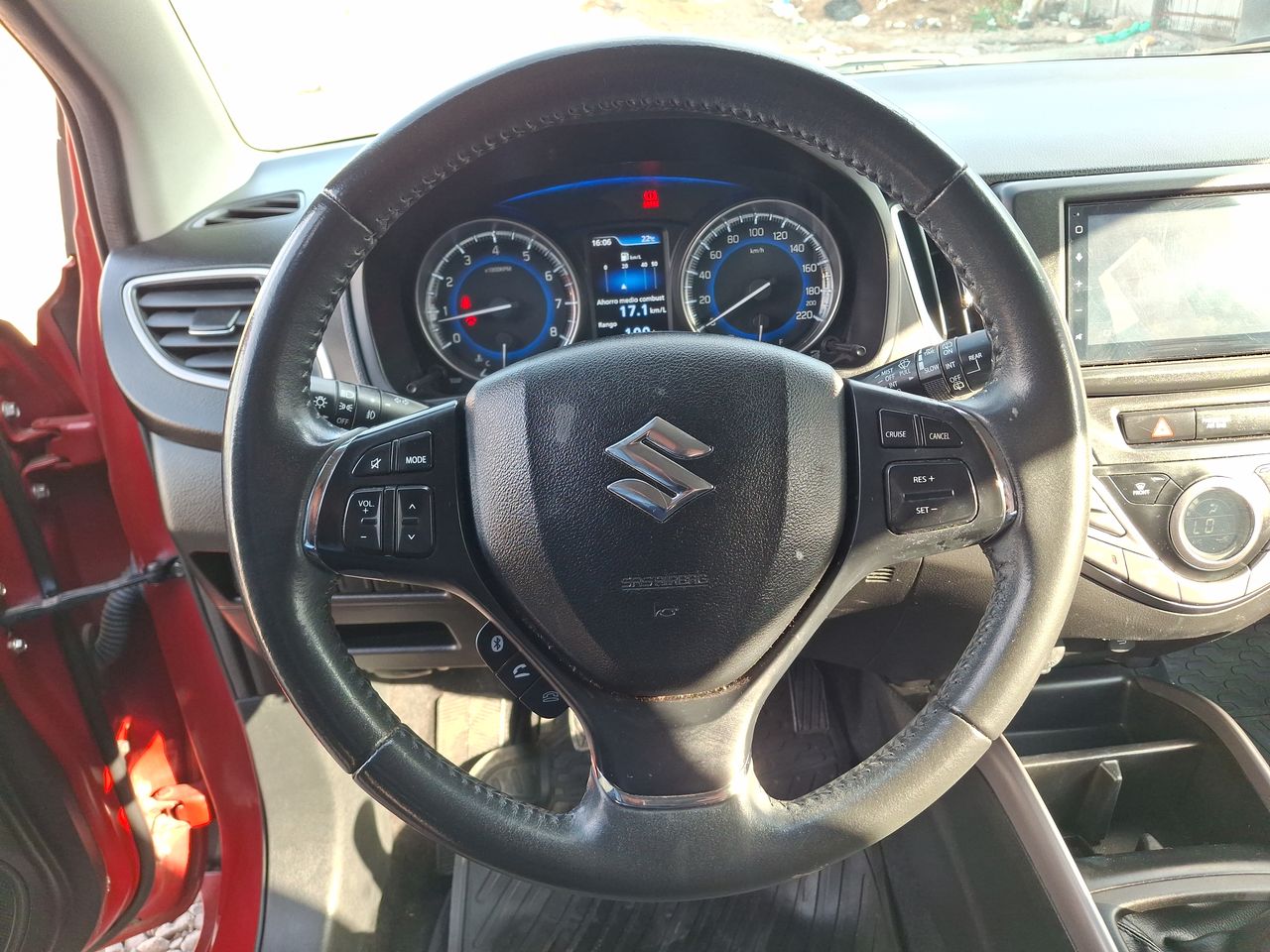 SUZUKI - 16