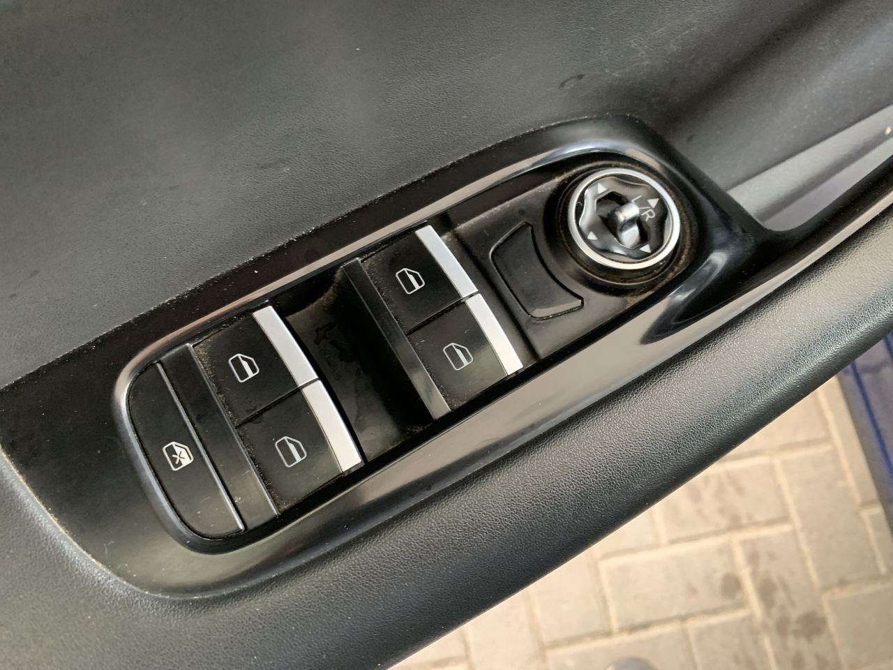 Chery Tiggo 8 — foto 16 de 26