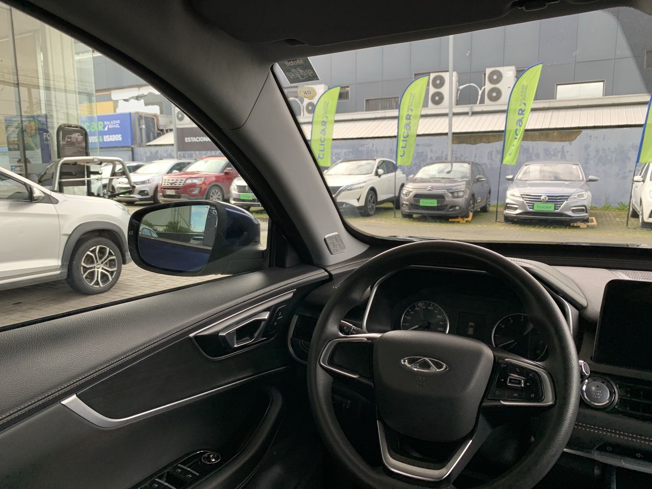 Chery Tiggo 8 — foto 9 de 26