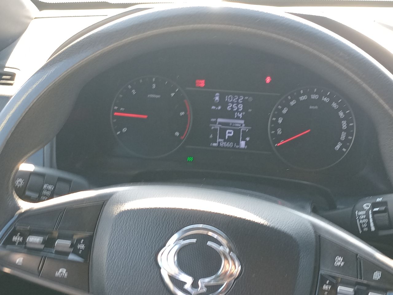 SsangYong Musso — foto 18 de 26