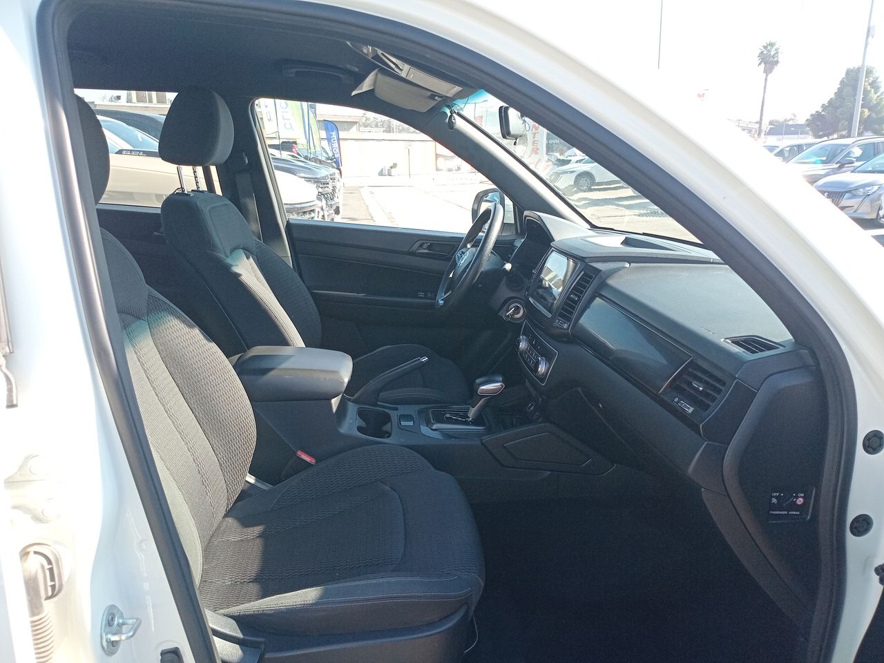 SSANGYONG - 6