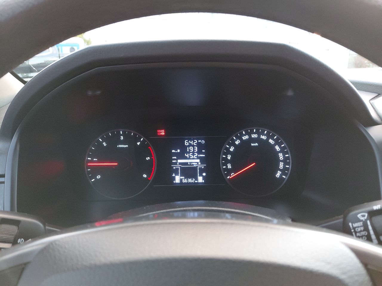 SSANGYONG - 15