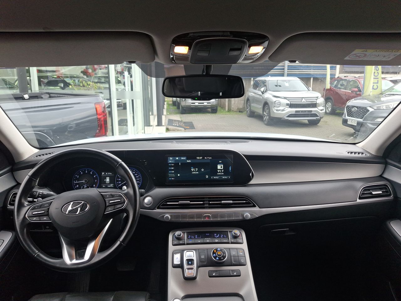 HYUNDAI - 24