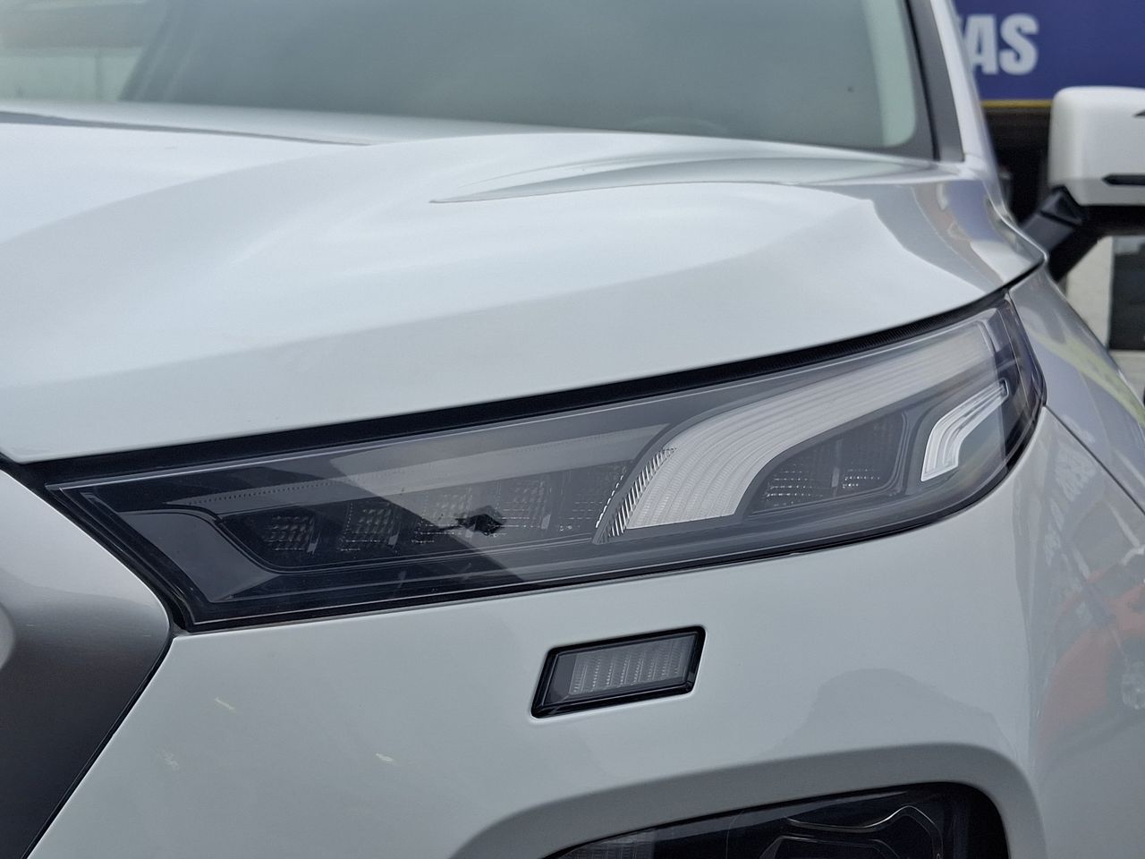 HYUNDAI - 11