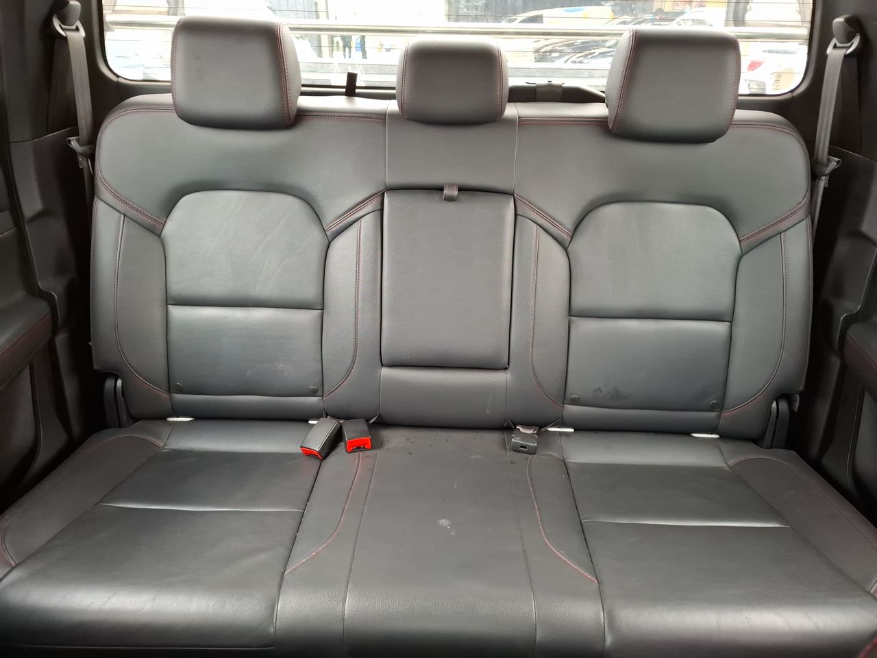 Maxus T60 — foto 26 de 26