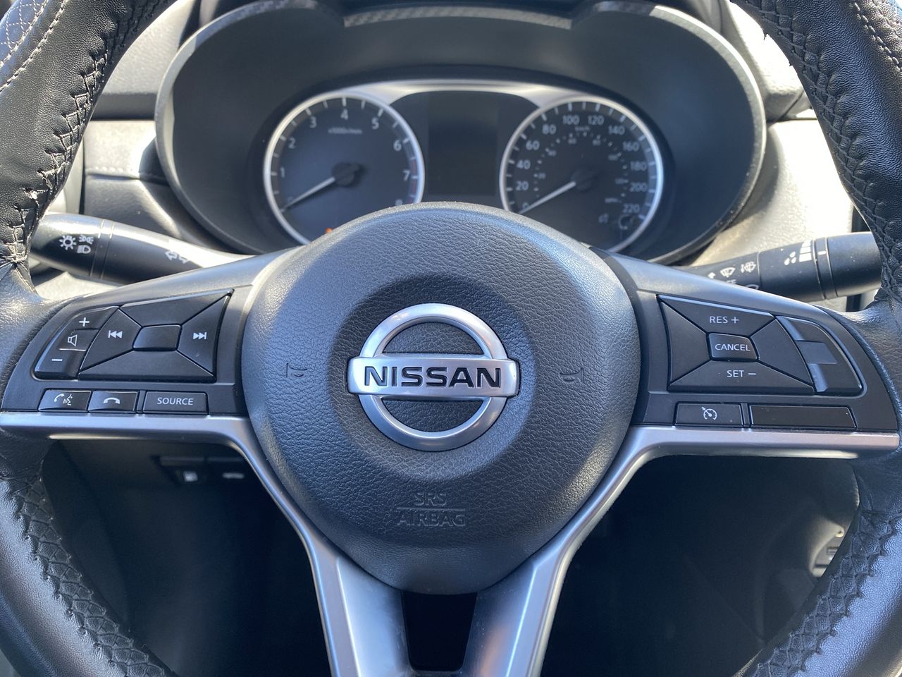 NISSAN - 26