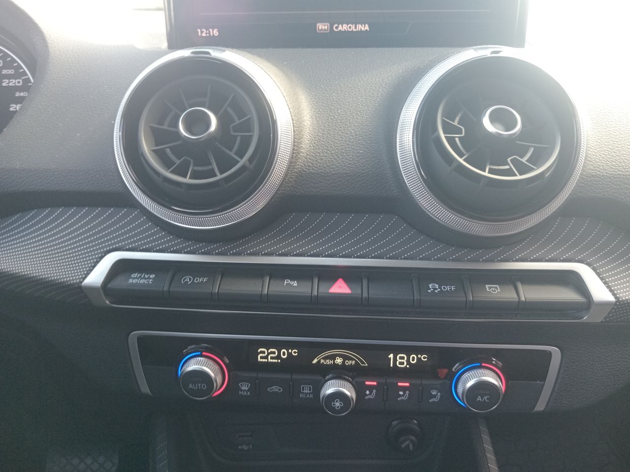 AUDI - 29
