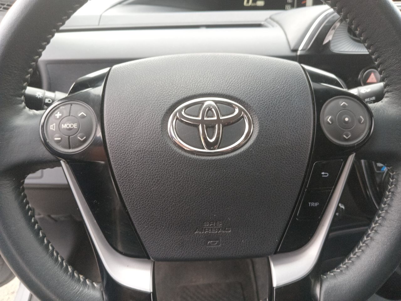 TOYOTA - 27