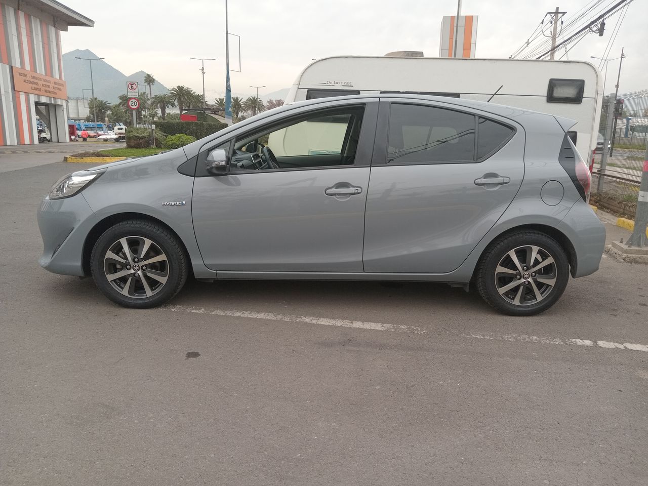 TOYOTA - 4