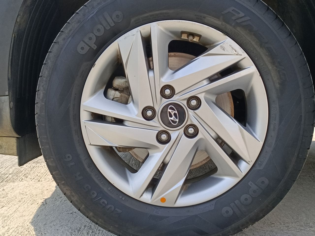 HYUNDAI - 17