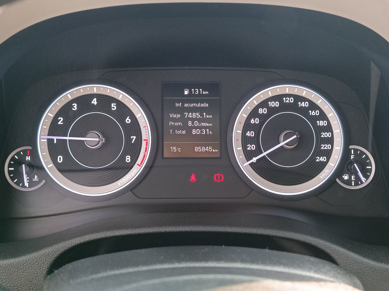 HYUNDAI - 24