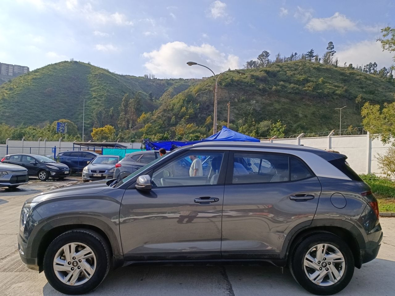 HYUNDAI - 4
