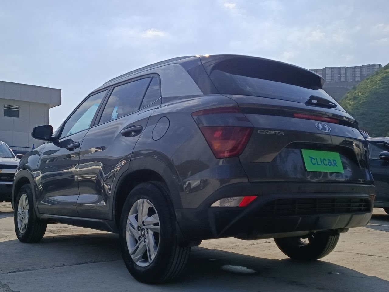 HYUNDAI - 5