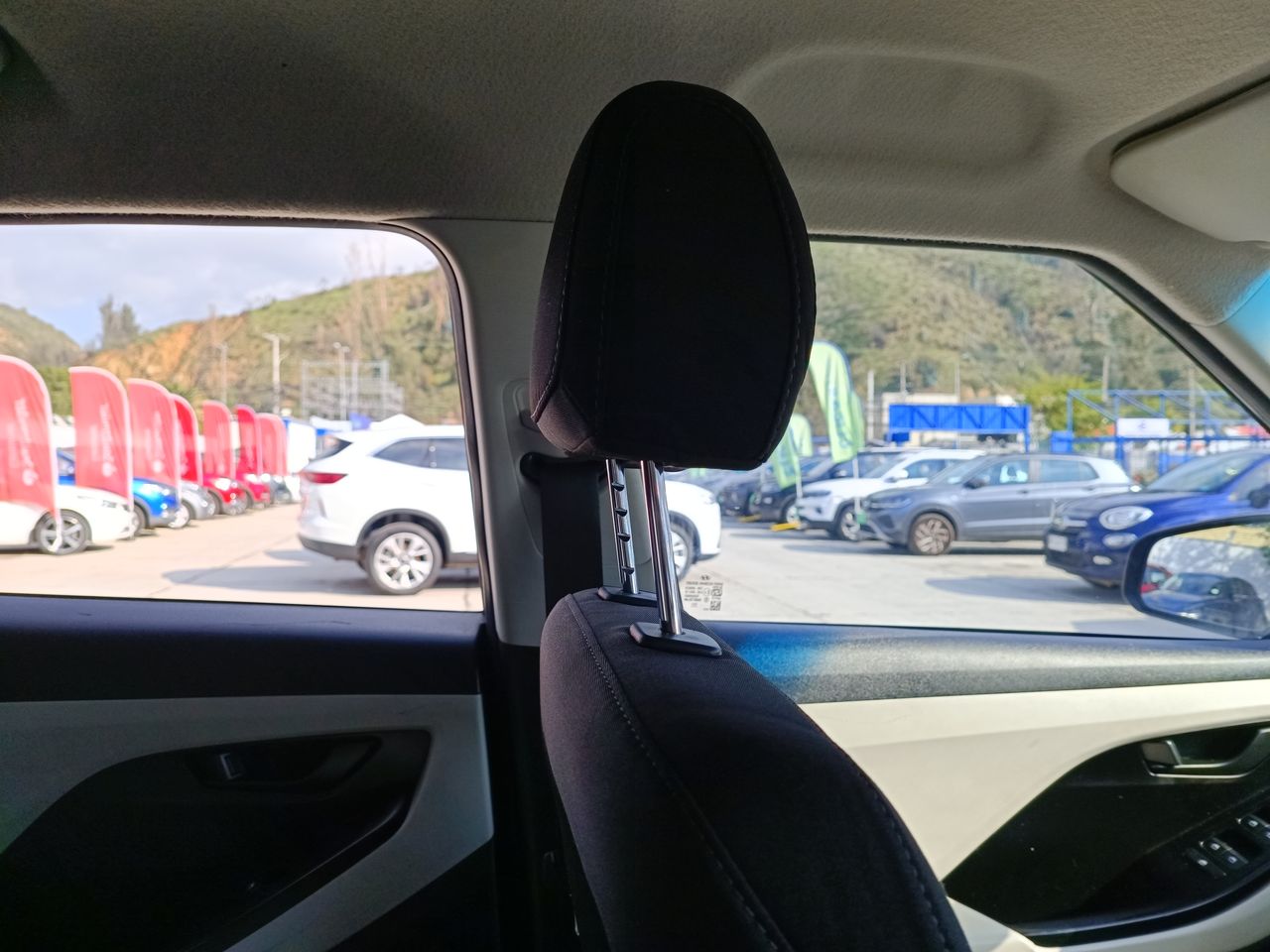 HYUNDAI - 15