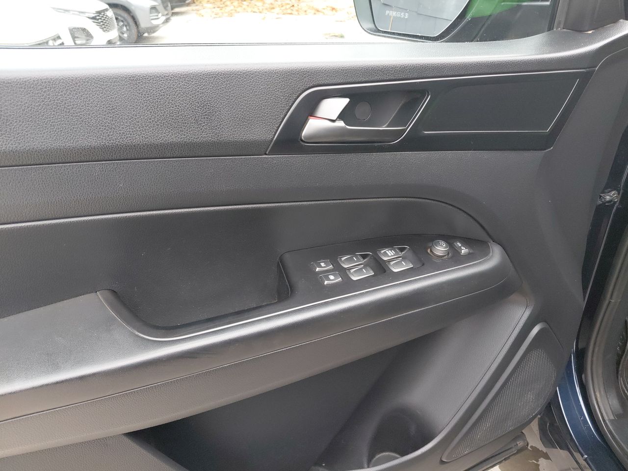 SSANGYONG - 23