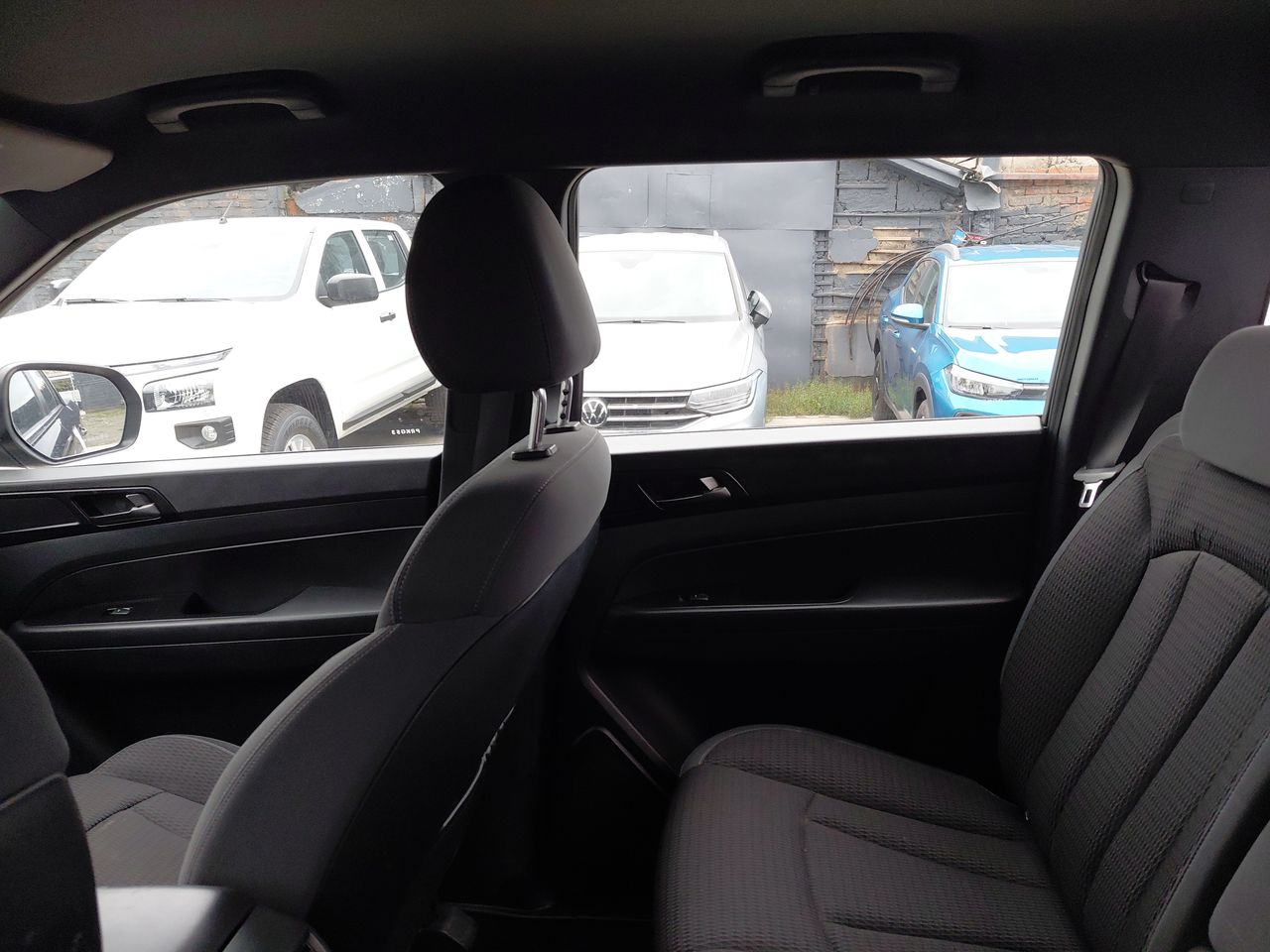 SSANGYONG - 11
