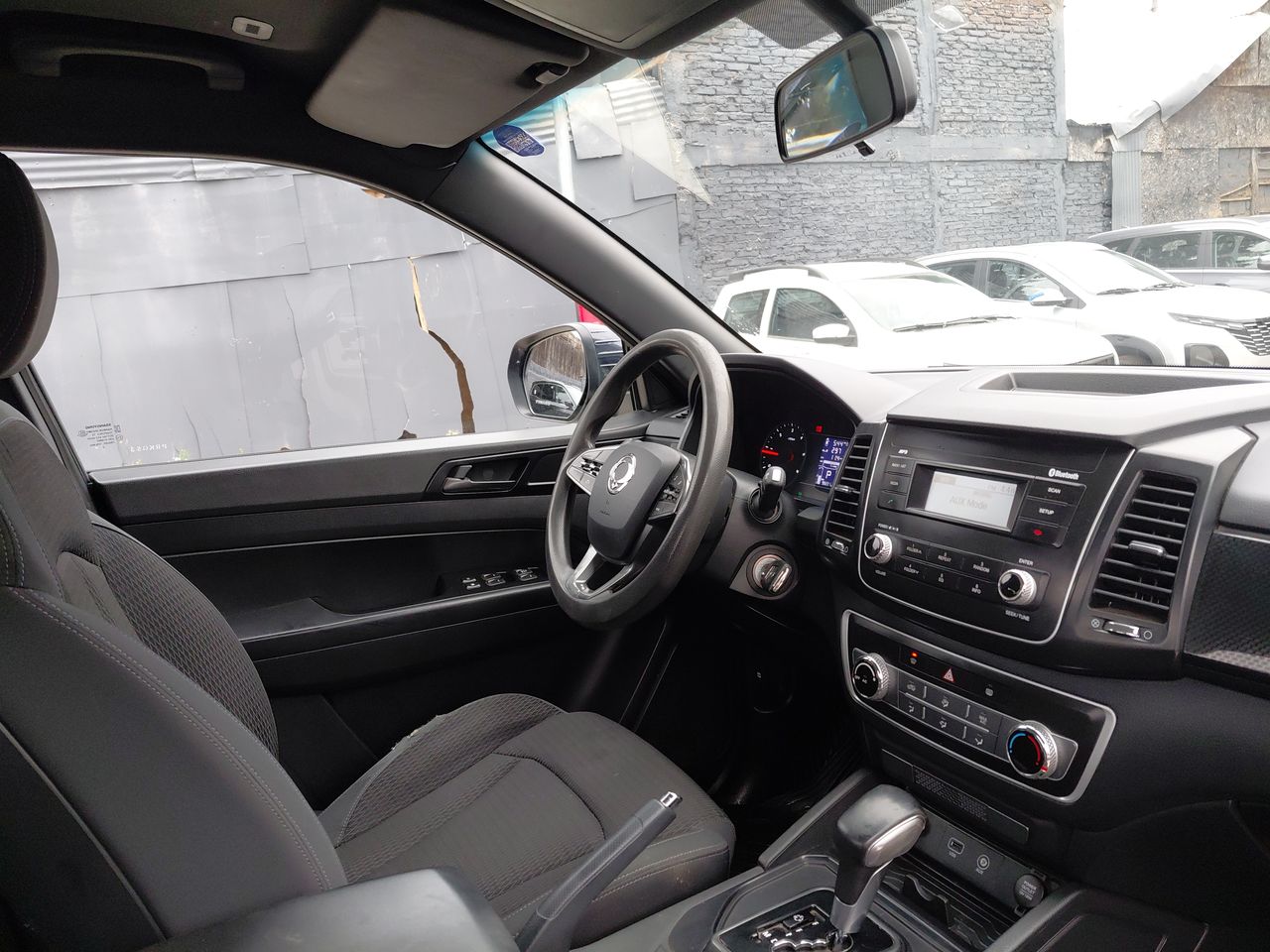 SSANGYONG - 16