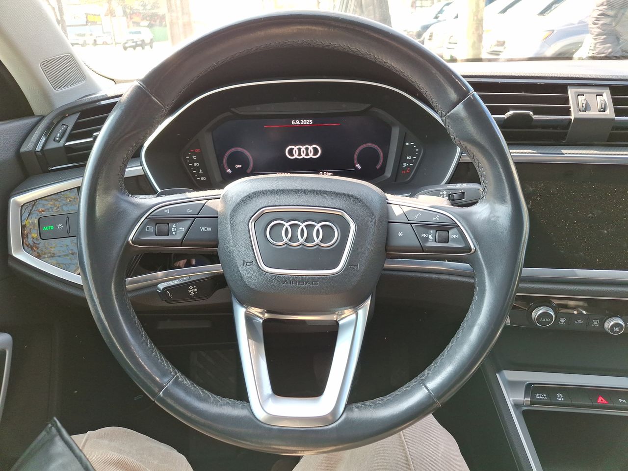AUDI - 22
