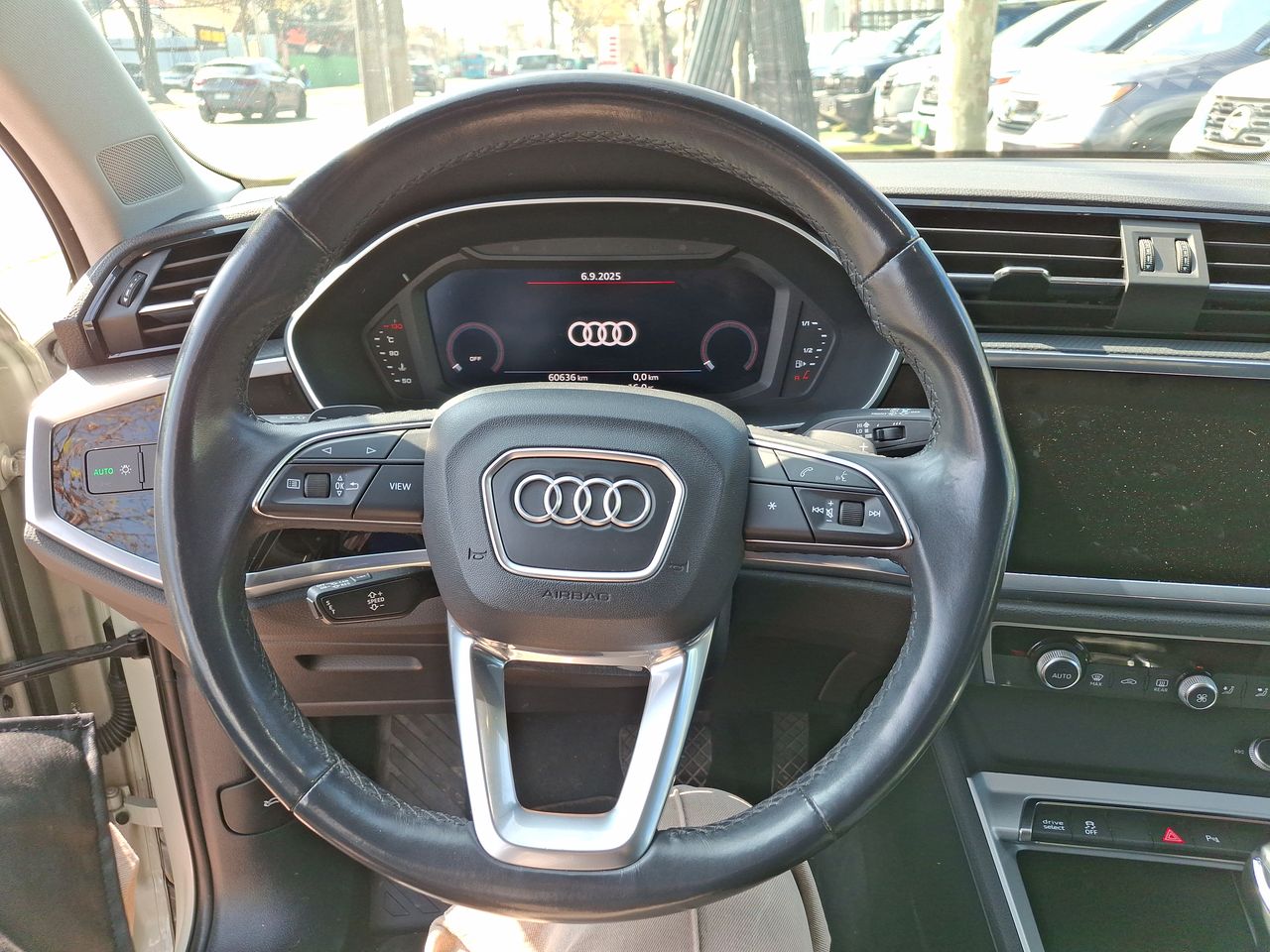 AUDI - 25