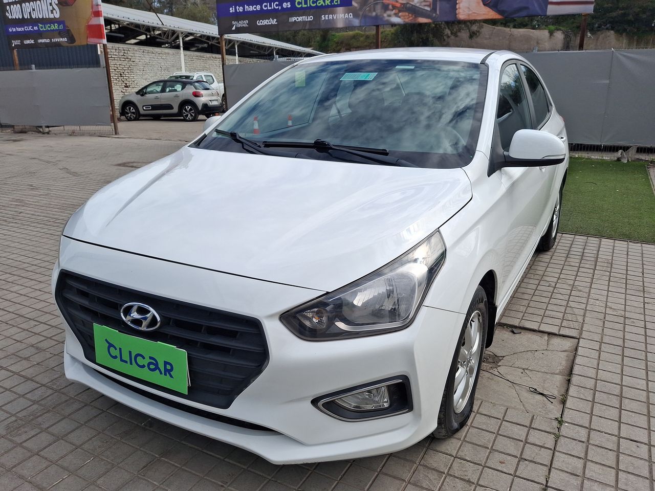 HYUNDAI - 3