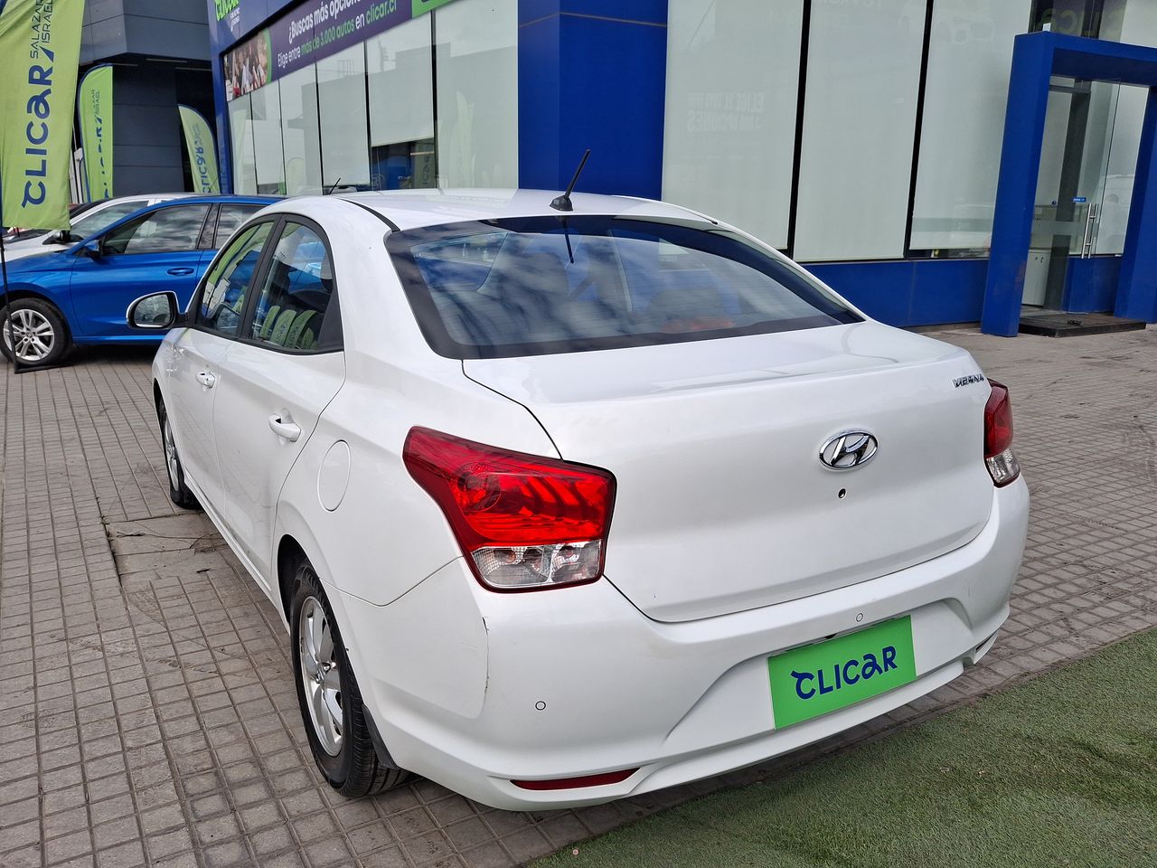 HYUNDAI - 5