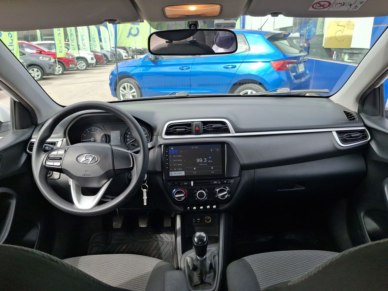 HYUNDAI - 9