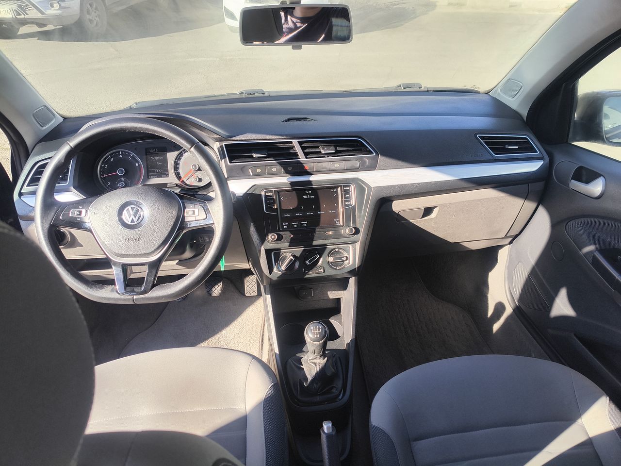 VOLKSWAGEN - 1