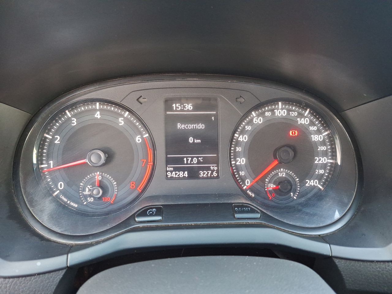 VOLKSWAGEN - 26