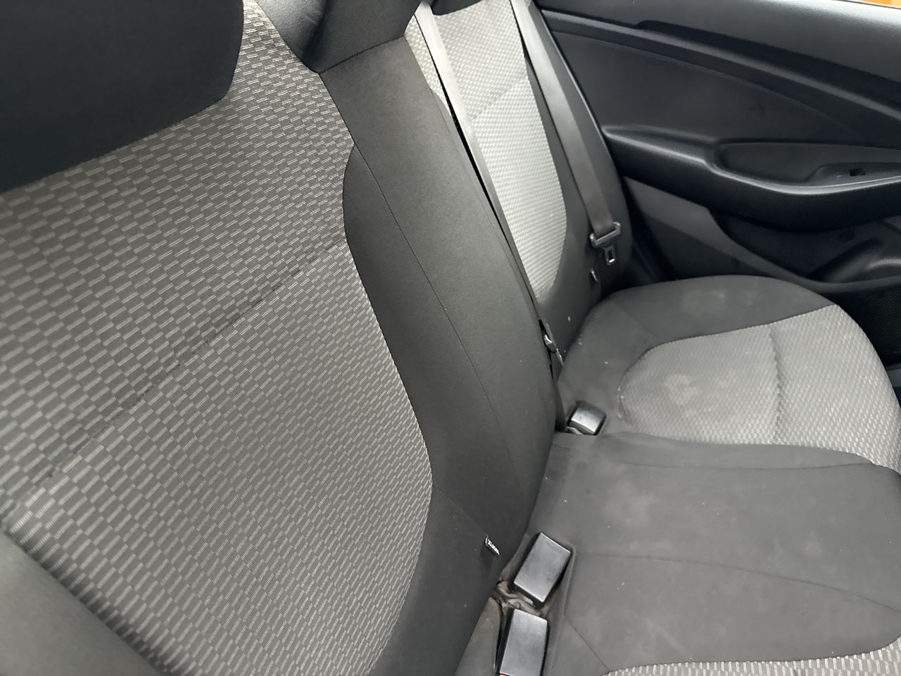 Hyundai Verna — foto 27 de 27
