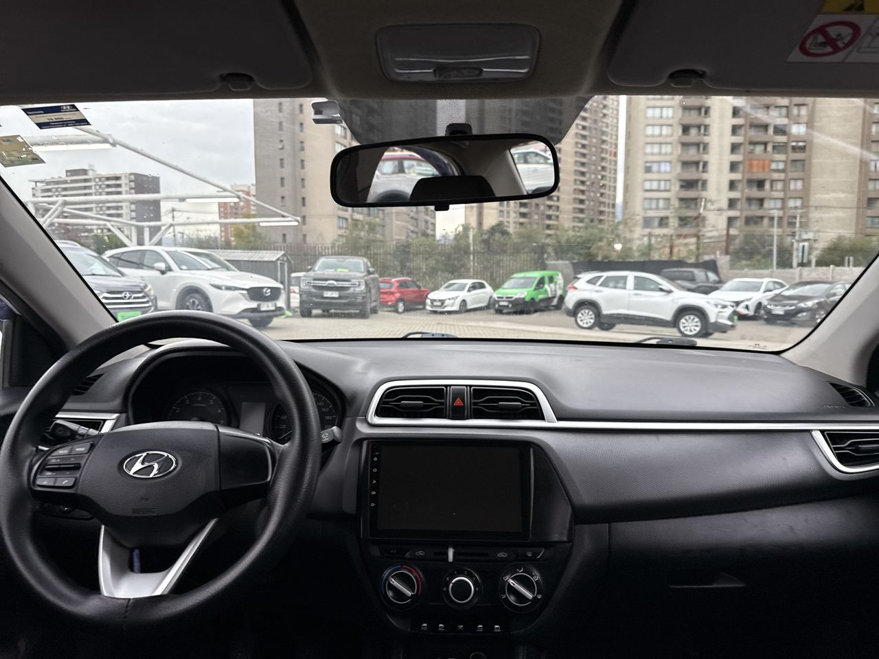 Hyundai Verna — foto 2 de 27
