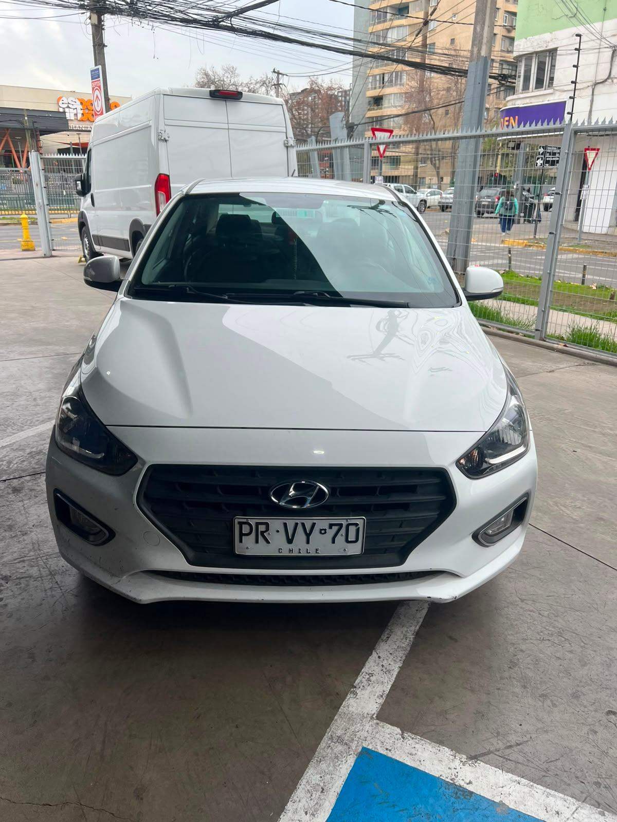 HYUNDAI - 2